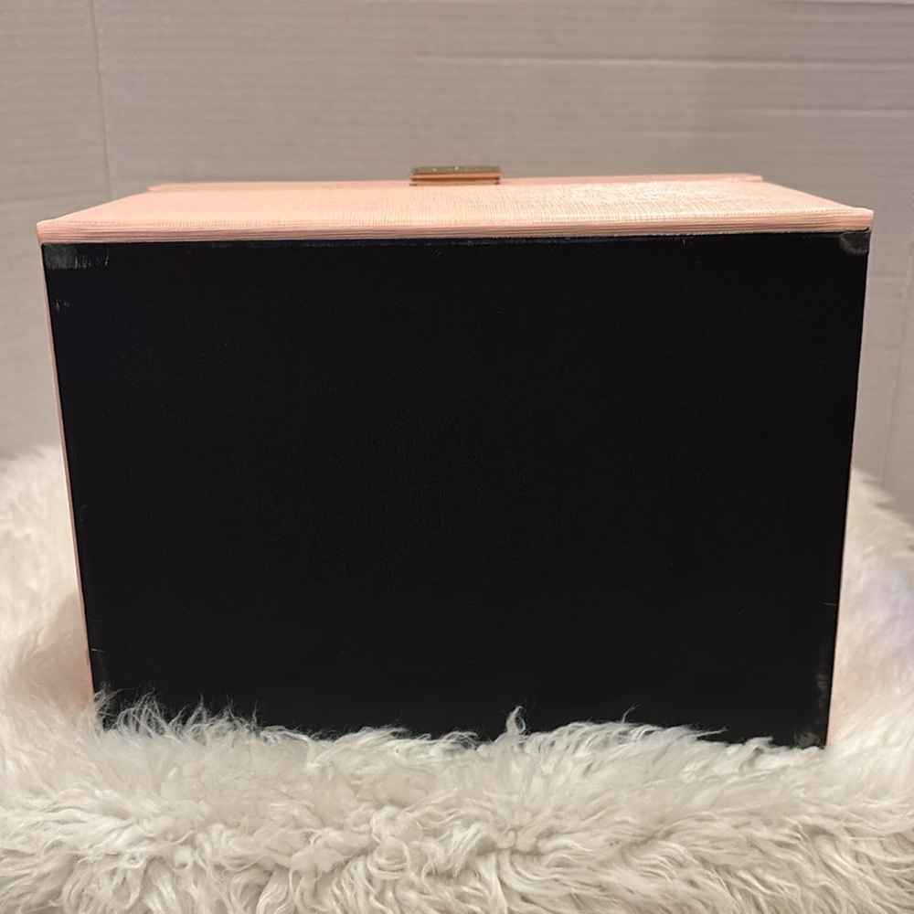 Pink Jewelry Box Expandable with Organizers NWOT - Picture 7 of 16